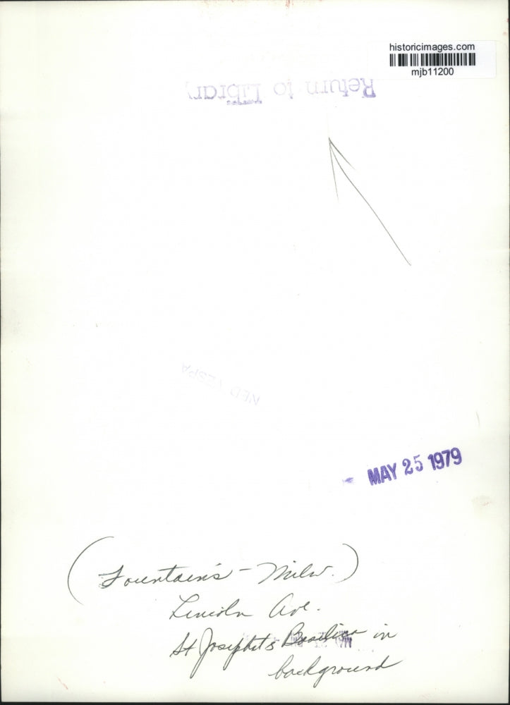 1979 Press Photo Fountain in front of St Josaphat Basilica, Milwaukee