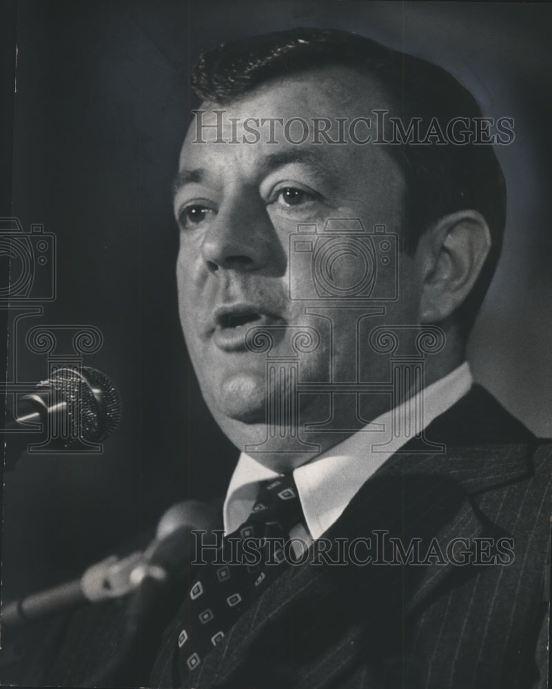 1977 Press Photo NBA Bucks Owner James (Jim) Fitzgerald - mjb11479- Historic Images