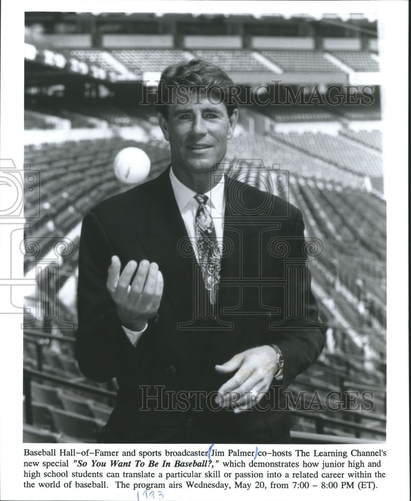 1993 Press Photo Baseball Hall-of-Famer Jim Palmer tosses baseball for picture- Historic Images