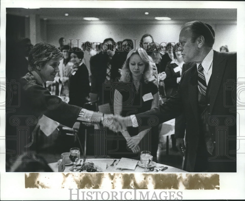 1978 Press Photo Gerald Ford greets people after a luncheon in upper Michigan- Historic Images