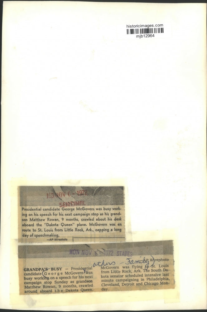 1972 Press Photo Pres. Candidate George McGovern with Grandson Matthew Rowan