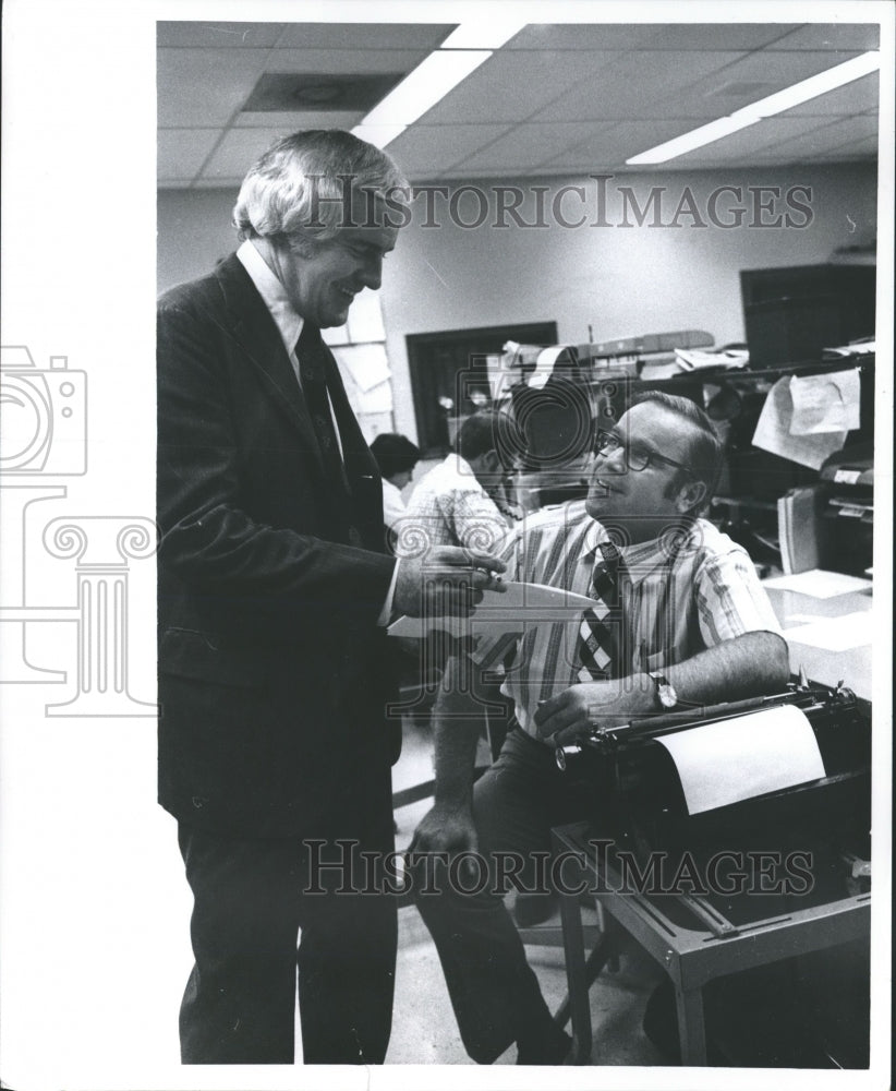 1974 Press Photo Mike McCormick and John McCullough, Channel 4- Historic Images