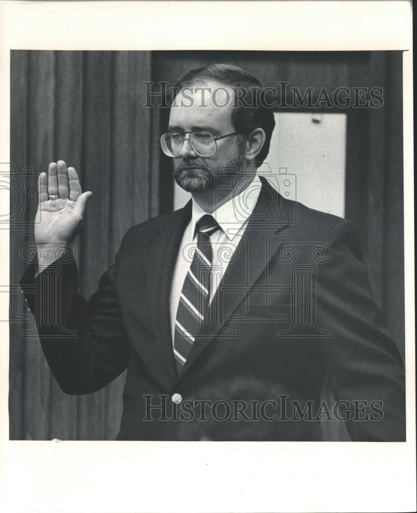 1985 Press Photo William Johnston, circuit Judge at McDonald trial, Wisconsin.- Historic Images