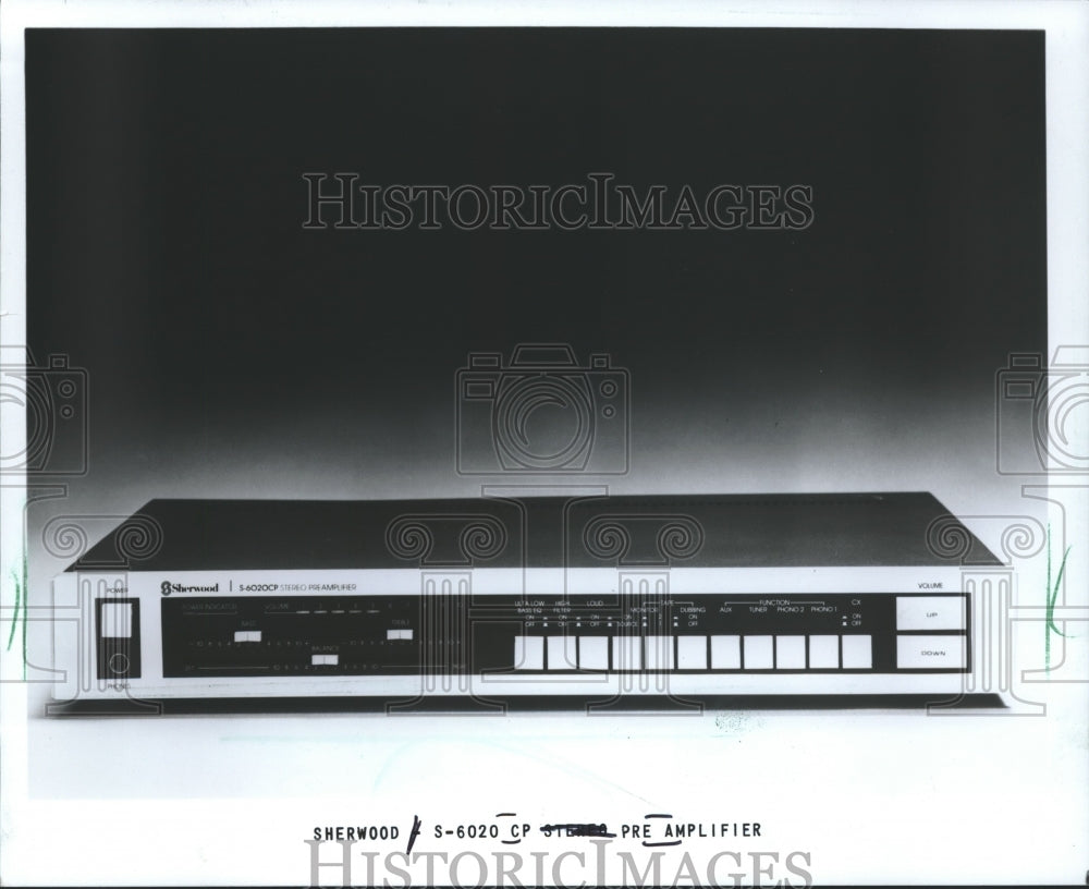 1982 Press Photo Sherwood&#39;s S-6040 CP power amplifier - Historic Images