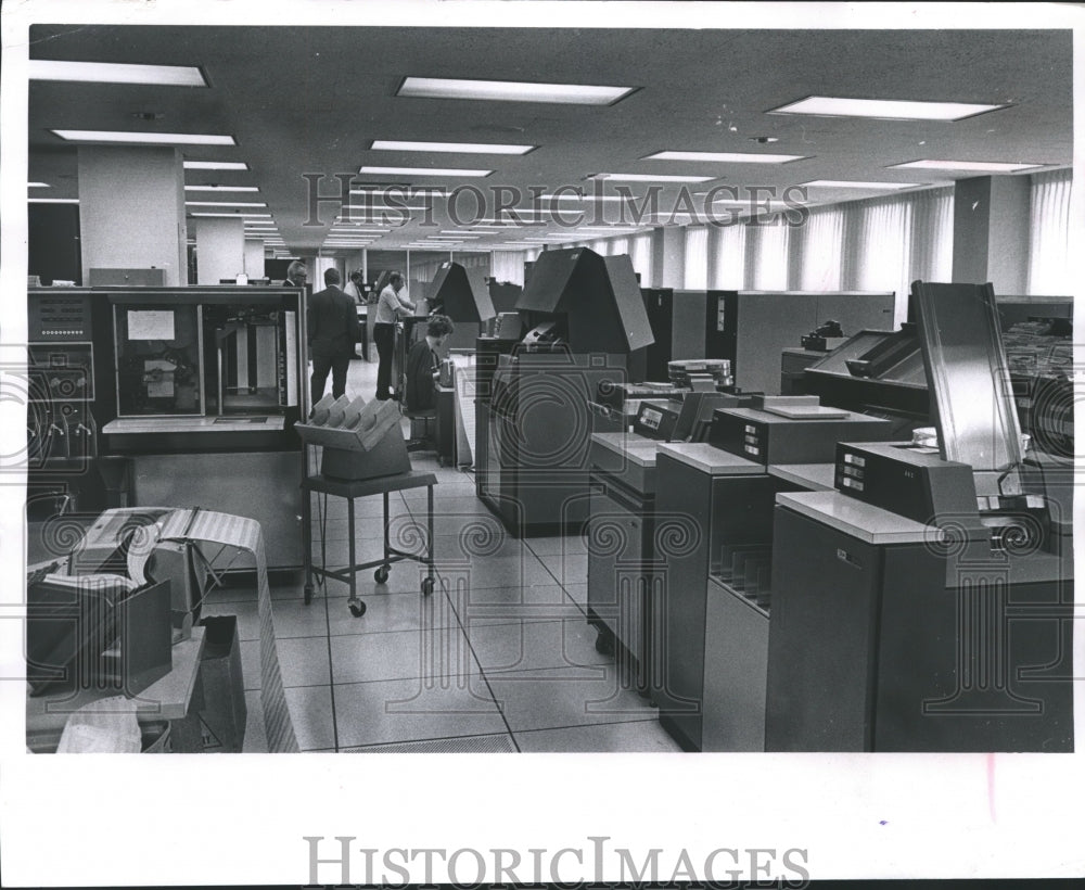 1968 Press Photo Marshall &amp; Ilsley Bank&#39;s data processing center - mjb14145- Historic Images