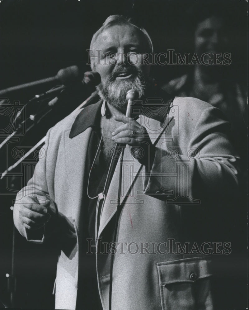 Load image into Gallery viewer, 1973 Press Photo Singer Glen Yarborough - mjb14261
