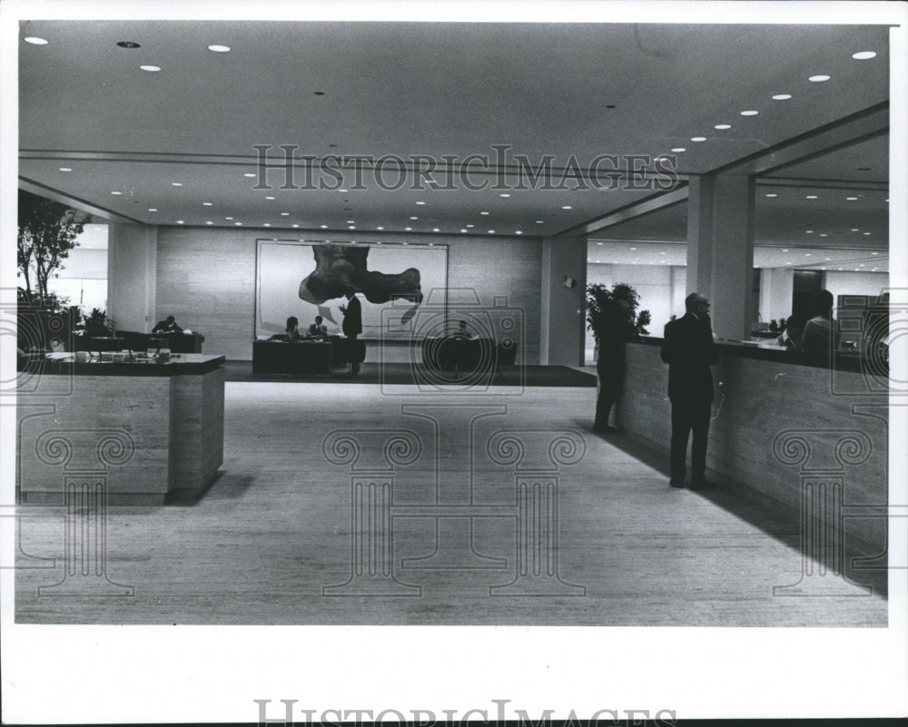 1974 Press Photo Interior of First Wisconsin Center Development, Wisconsin- Historic Images