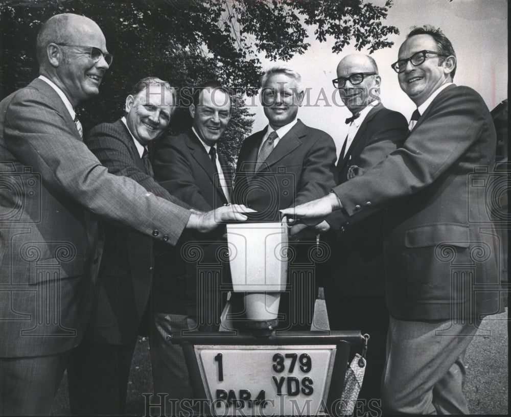 1972 Press Photo Wisconsin State Golf Association Golfing at Tripoli Wisconsin- Historic Images