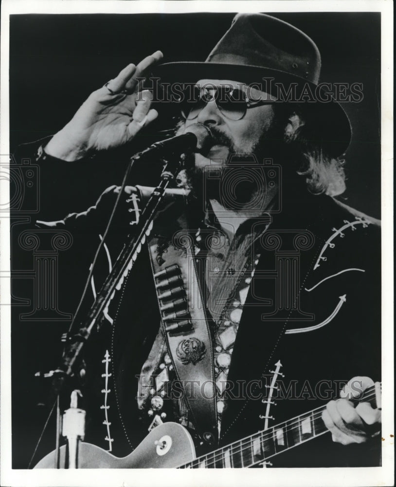 1989 Press Photo Hank Williams Jr Plays Guitar and Sings at Wisconsin State Fair- Historic Images