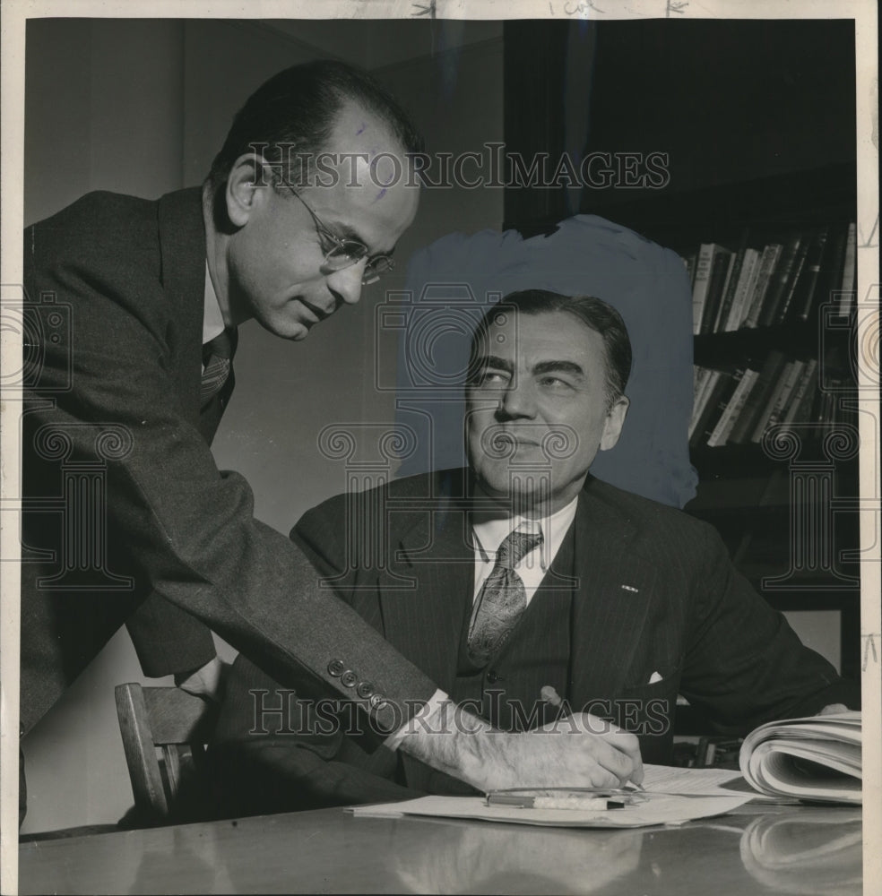 1945 Press Photo New York Congressman Ham Fish with Book Editor Edward Weiler- Historic Images