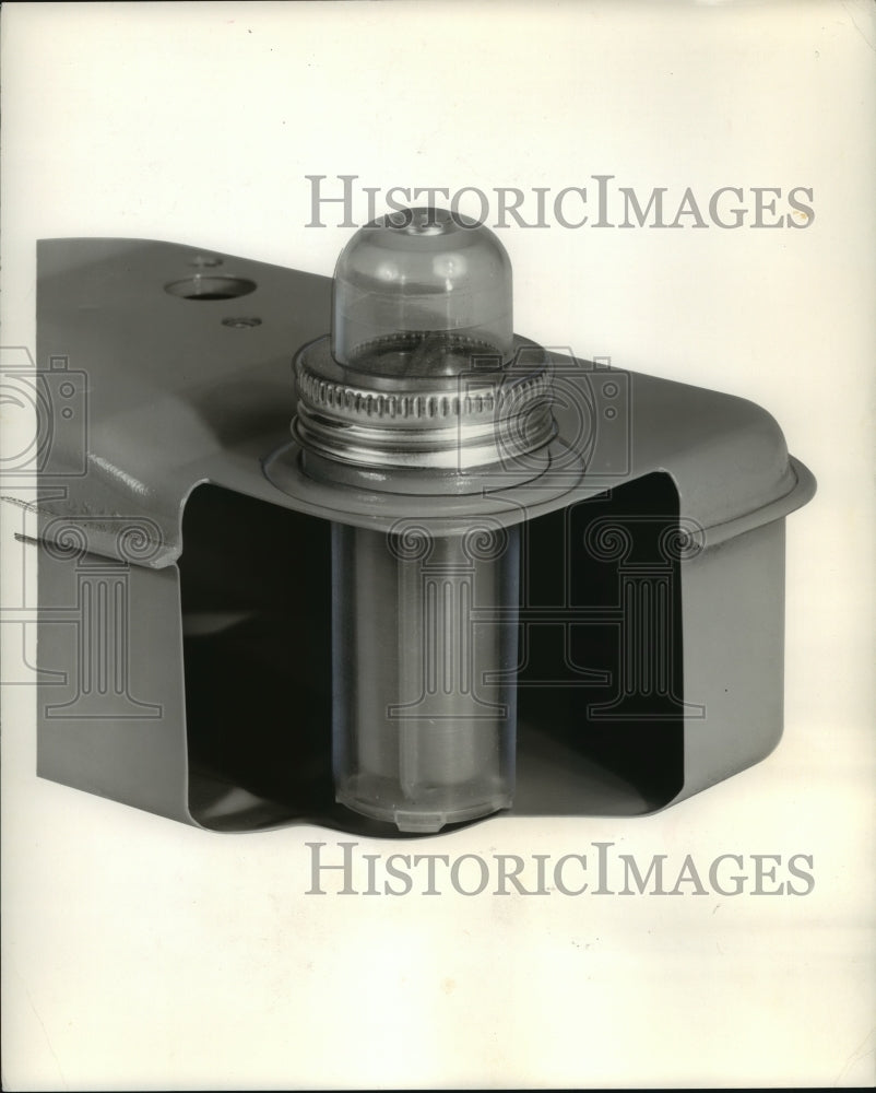 1961 Press Photo Gasoline Cap Reveals When Gas Is Low - mjb18089