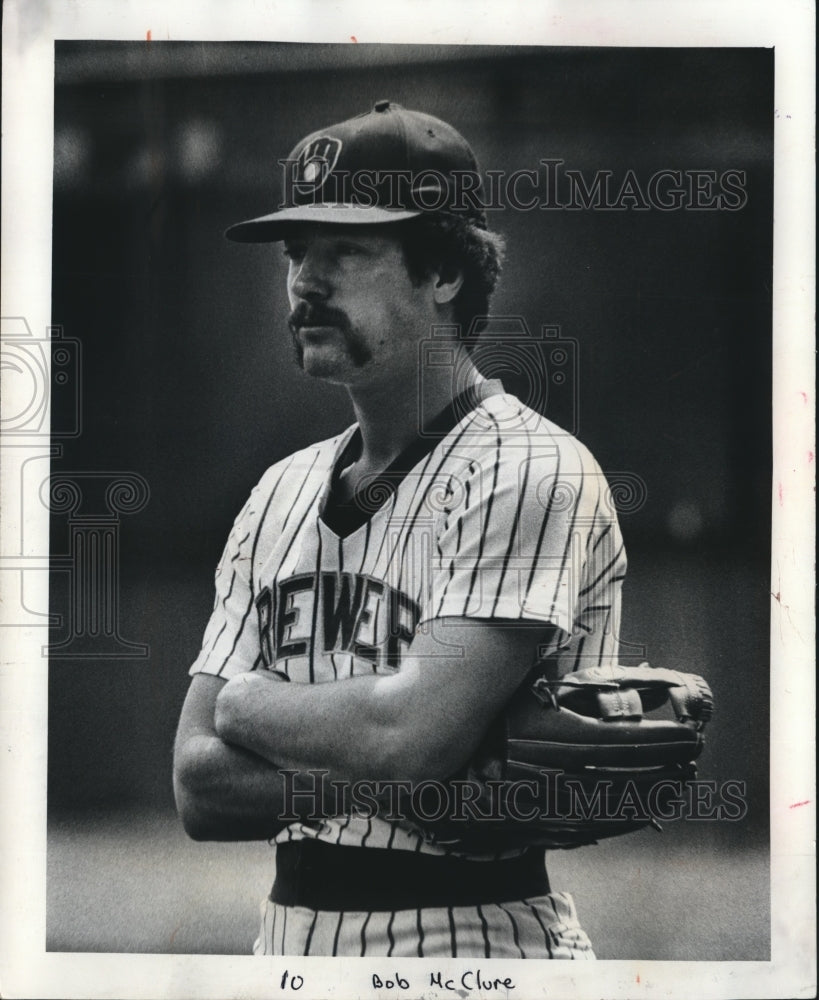 1979 Press Photo Bob McClure ponders pitching role with Milwaukee Brewers team- Historic Images