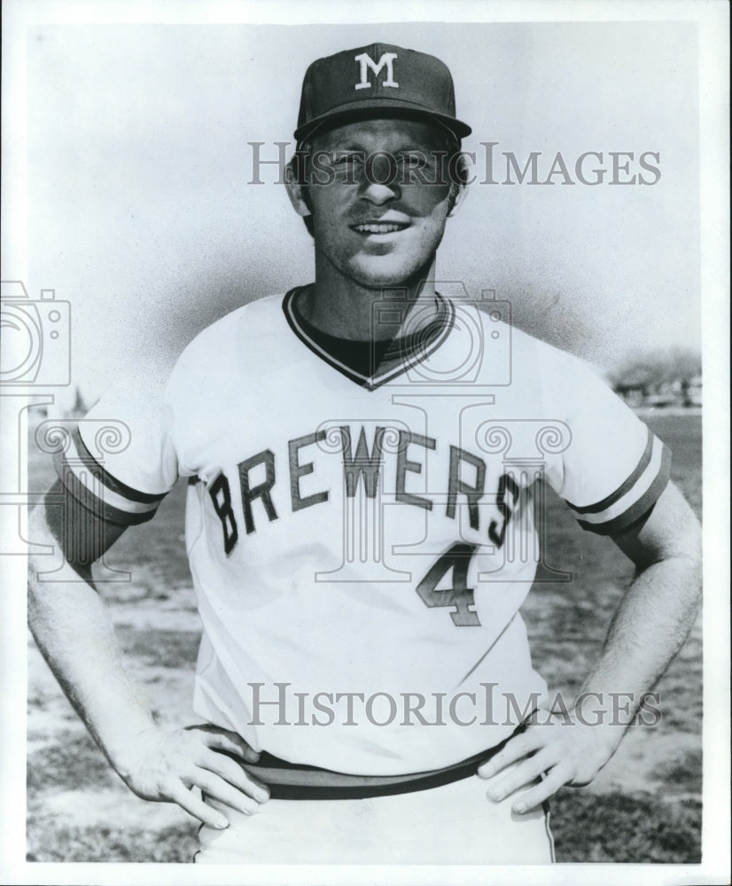 1971 Press Photo Milwaukee Brewers Baseball Team Player Steve McCartney on Field- Historic Images