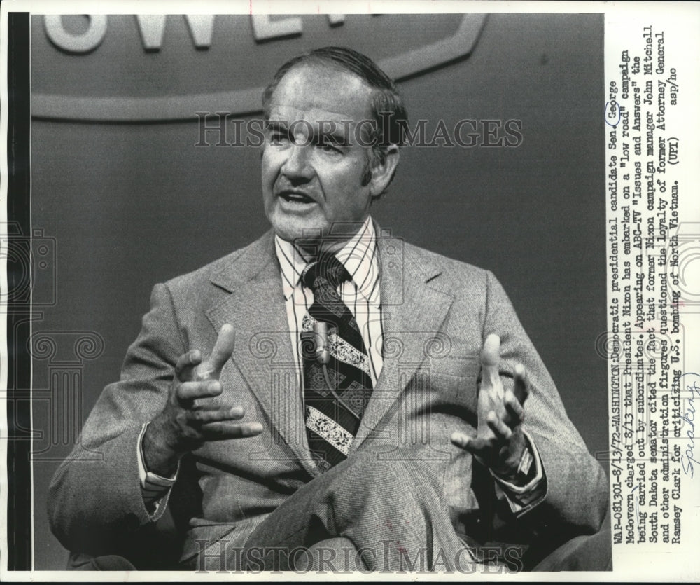 1972 Press Photo Senator George McGovern Speaking in Washington, D.C.