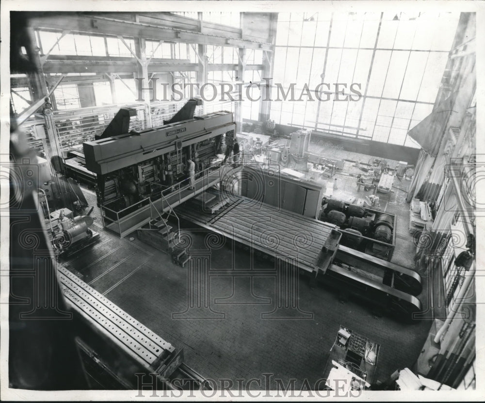  Press Photo Aircraft machine tool Giddings &amp; Lewis Machine Tool Co. Fond du Lac- Historic Images