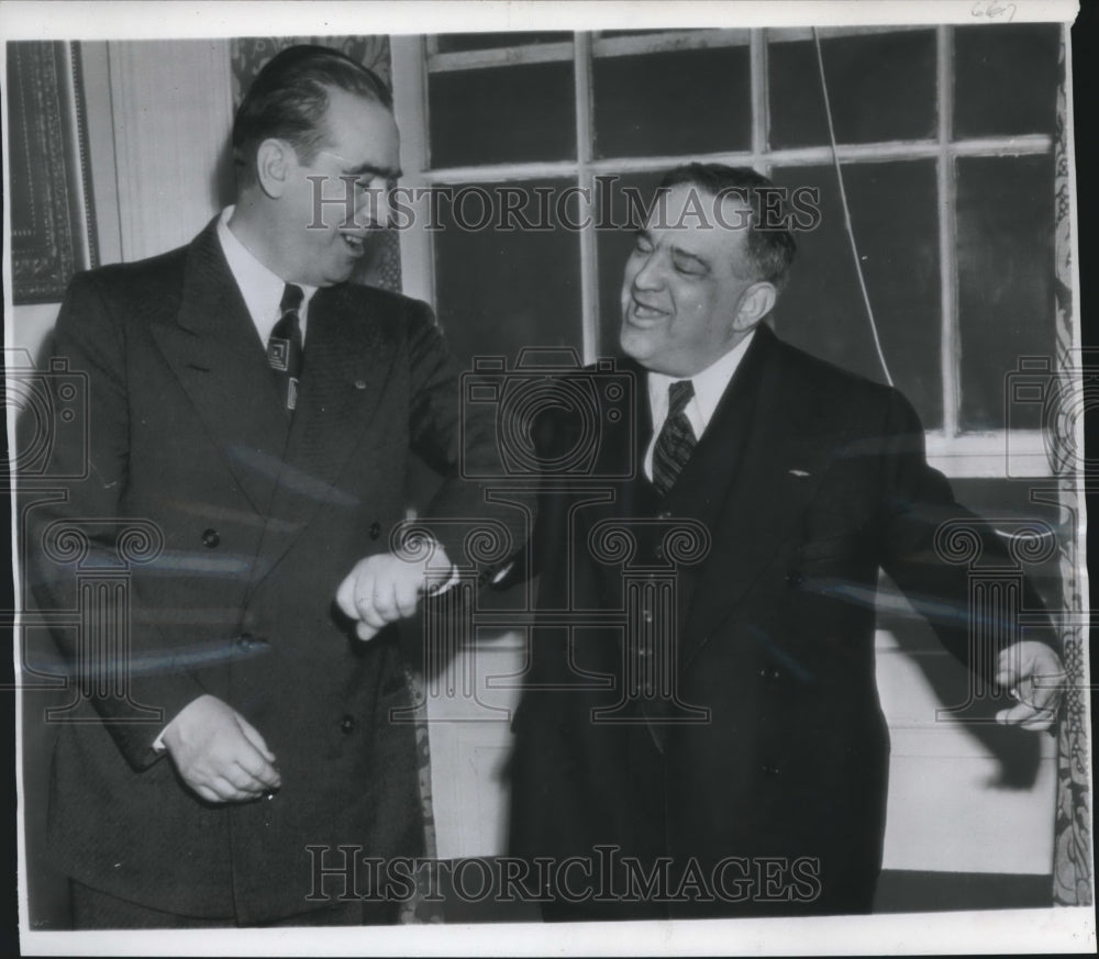 1945 Press Photo Fiorello La Guardia, William O'Dwyer at New York City Hall