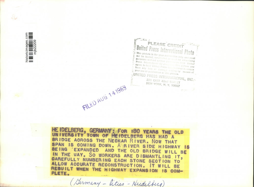 1969 Press Photo University Town of Heidelberg Germany's Neckar River Bridge