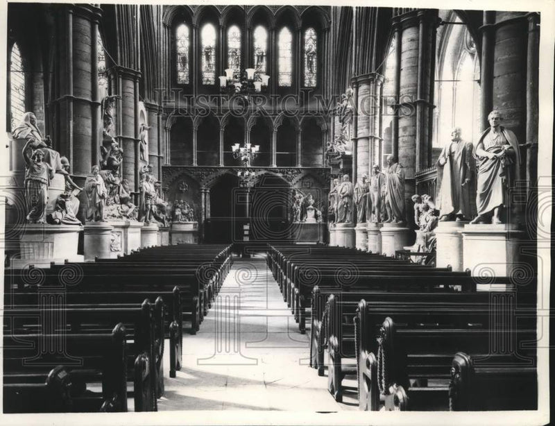 Load image into Gallery viewer, 1936 Press Photo North transept of Westminster Abbey, London, England

