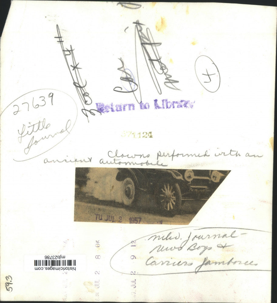 1957 Press Photo Clowns Perform at Milwaukee Journal Carriers Jamboree