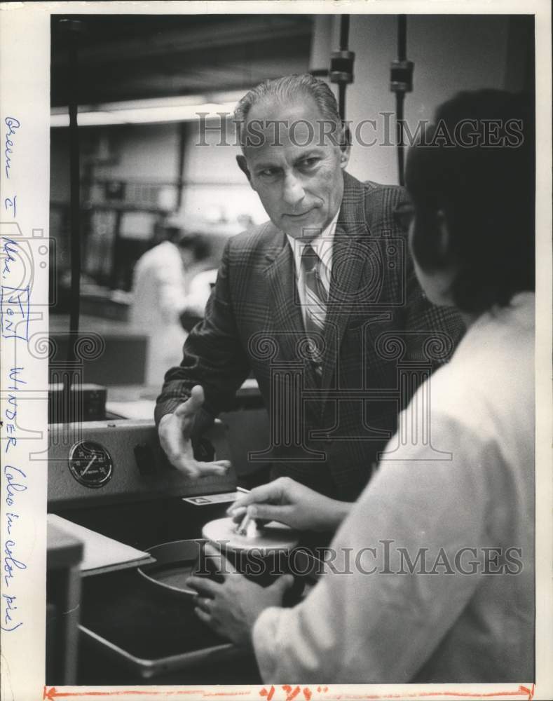 1970 Press Photo David E. Green, biochemist for University of Wisconsin