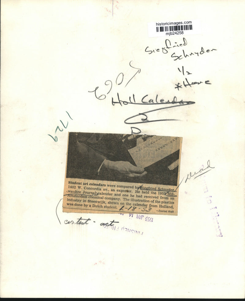 Load image into Gallery viewer, 1953 Press Photo Siegfried Schnyder and Student Art Contest Submissions
