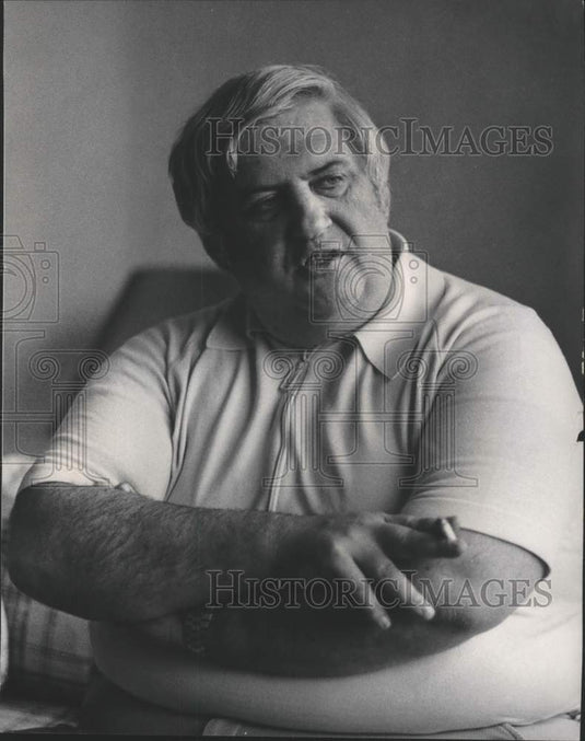 1977 Press Photo Robert Greene, Newsday Senior Editor, Investigative Journalist- Historic Images