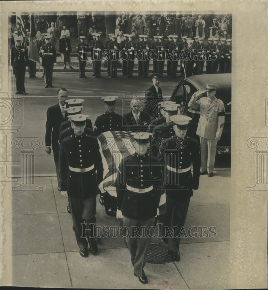 1957 Press Photo Senator McCarthy&#39;s Coffin Carried by Marine Pallbearers- Historic Images