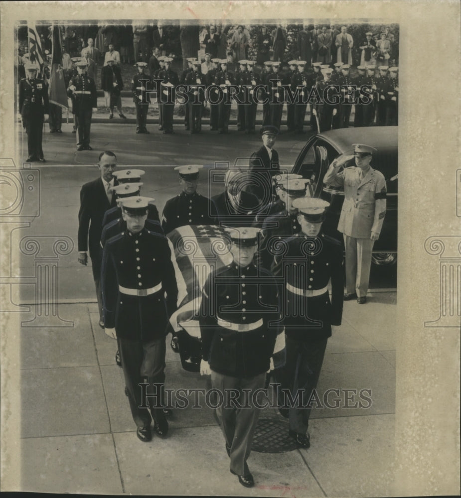 1957 Press Photo Senator McCarthy's Coffin Carried by Marine Pallbearers- Historic Images