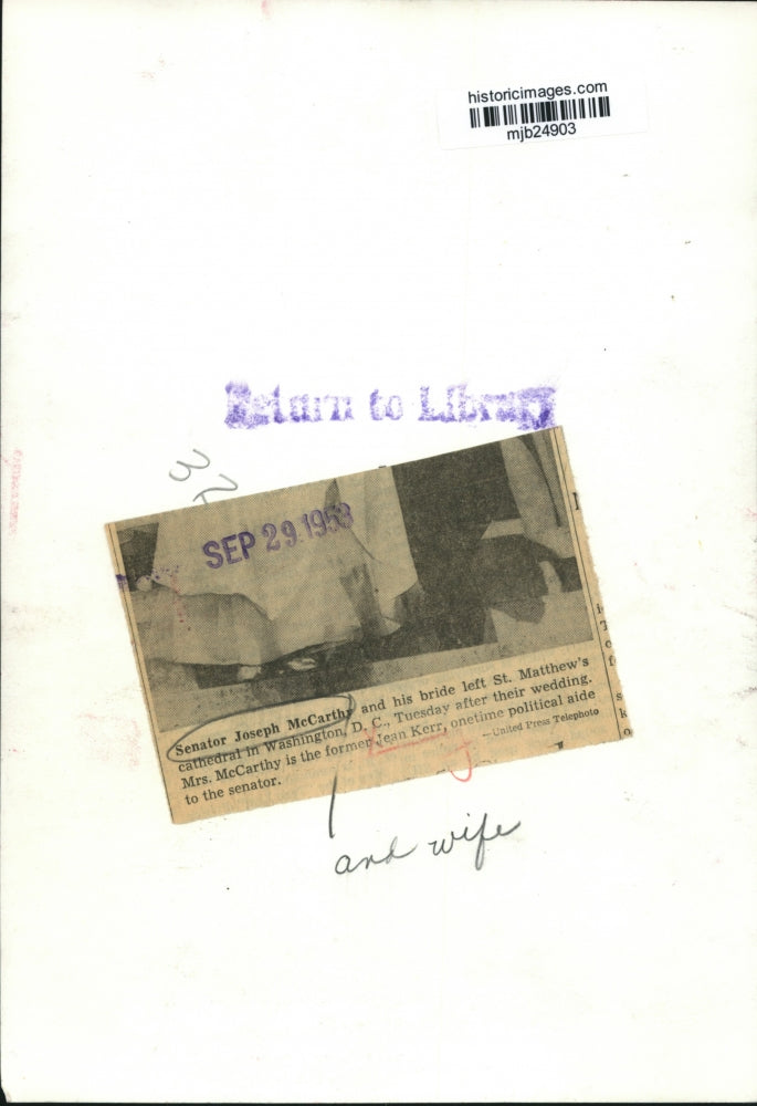 1953 Press Photo Senator Joseph McCarthy and Wife at Saint Matthews Cathedral