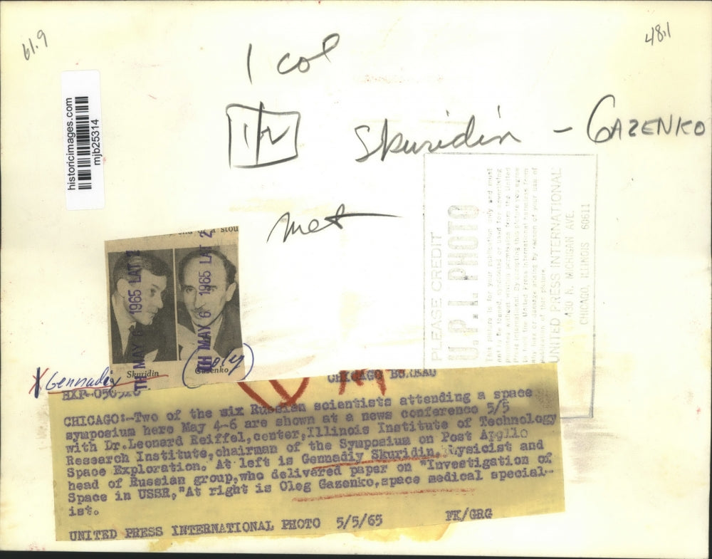 1965 Press Photo Space scientists meet at a space symposium in Chicago