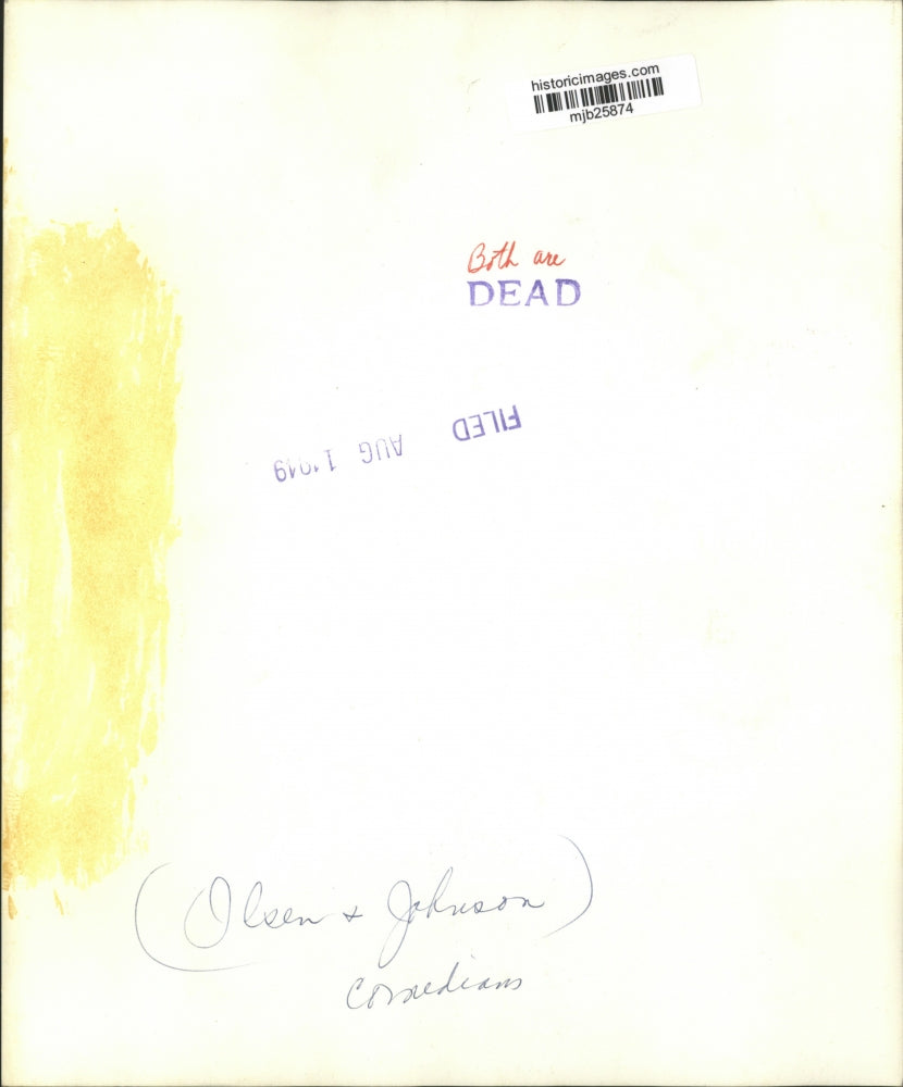 1949 Press Photo Ole Olsen and Chic Johnson in a comic sketch - mjb25874