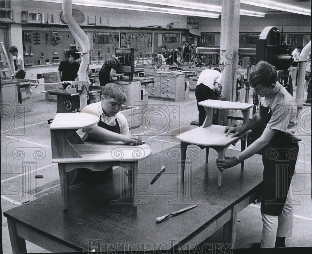 1967 Press Photo Woodworking Shop At James Madison High School in Wisconsin- Historic Images