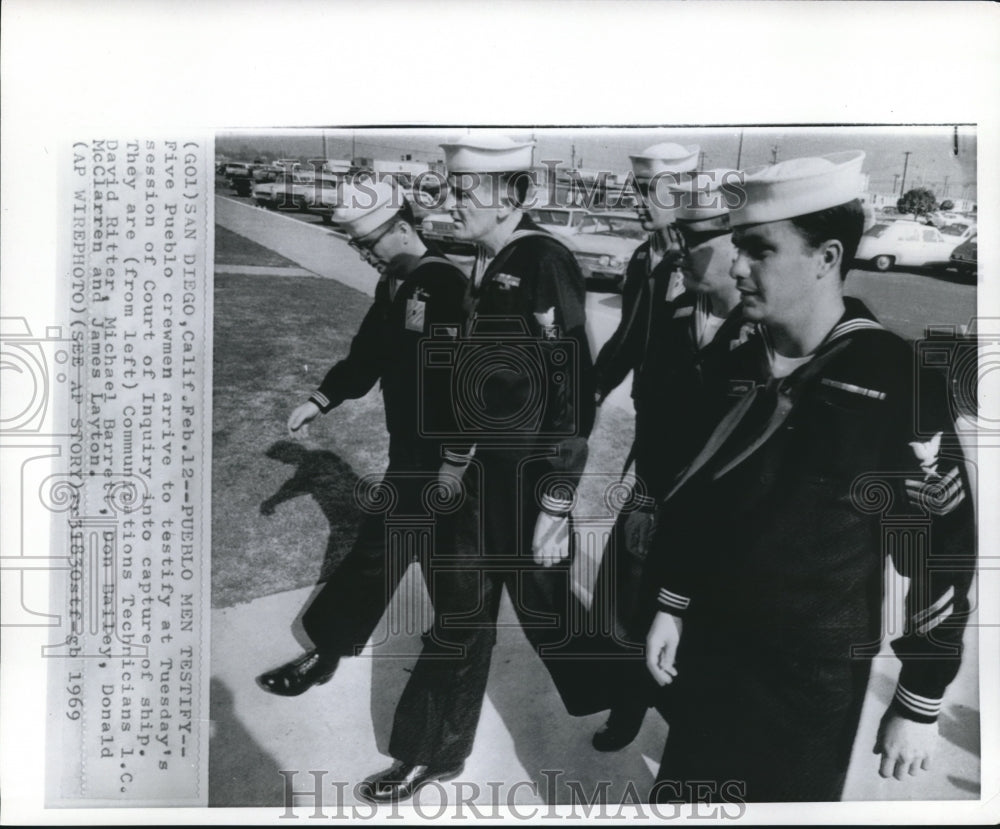 1969 Press Photo Pueblo crewmen arrive at Court of Inquiry to testify, San Diego- Historic Images