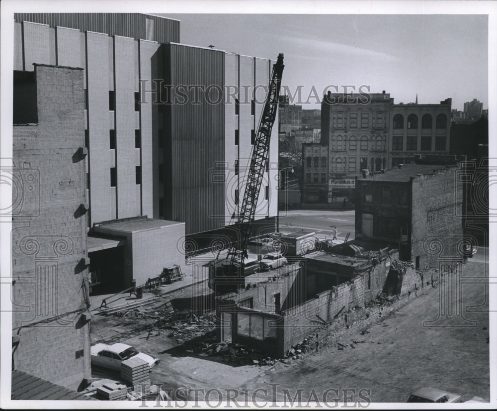 1962 Press Photo Third Street Building Being Razed at Milwaukee Journal Building- Historic Images