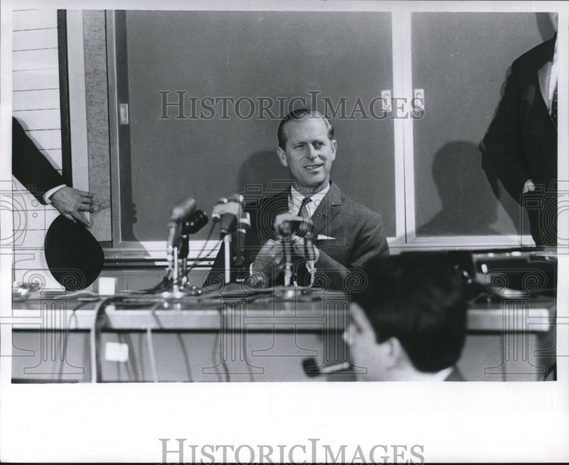 Load image into Gallery viewer, 1966 Press Photo Prince Philip the Duke of Edinburgh - mjb28627
