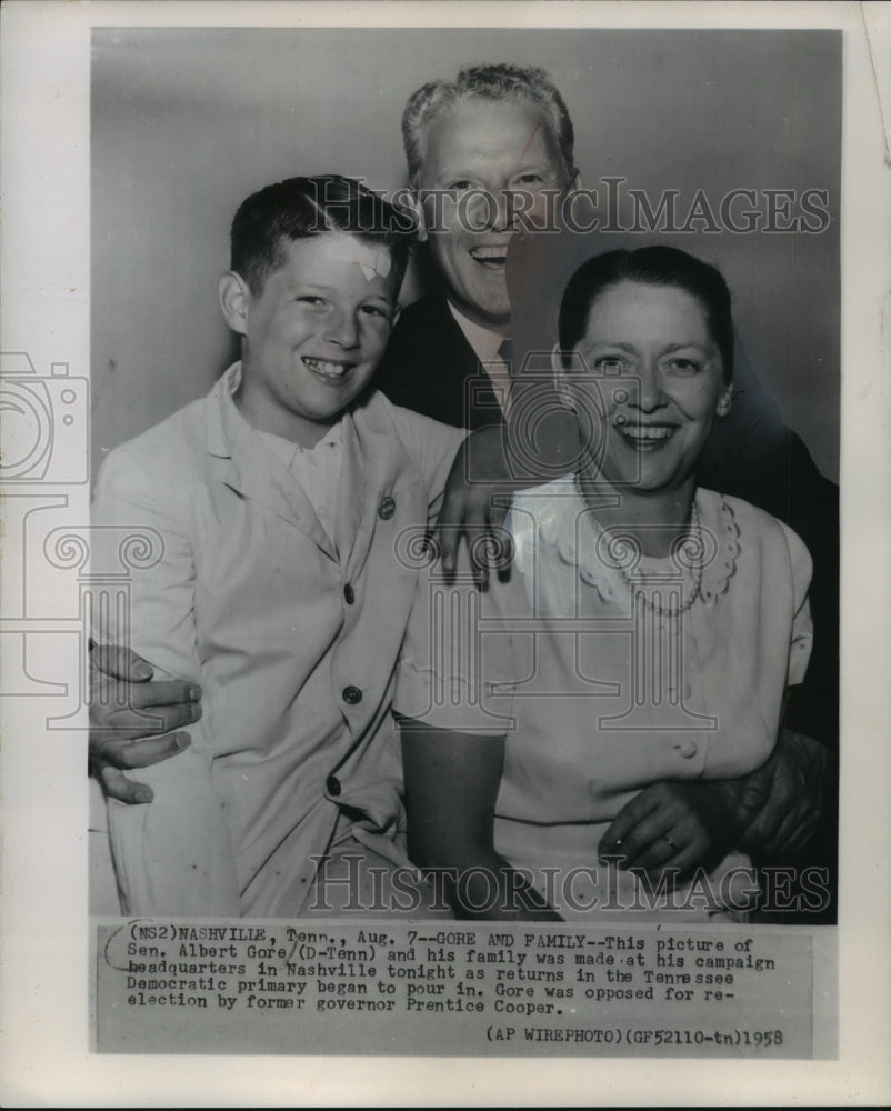 1958 Press Photo Mr. and Mrs. Albert Gore and son in Nashville, Tennessee