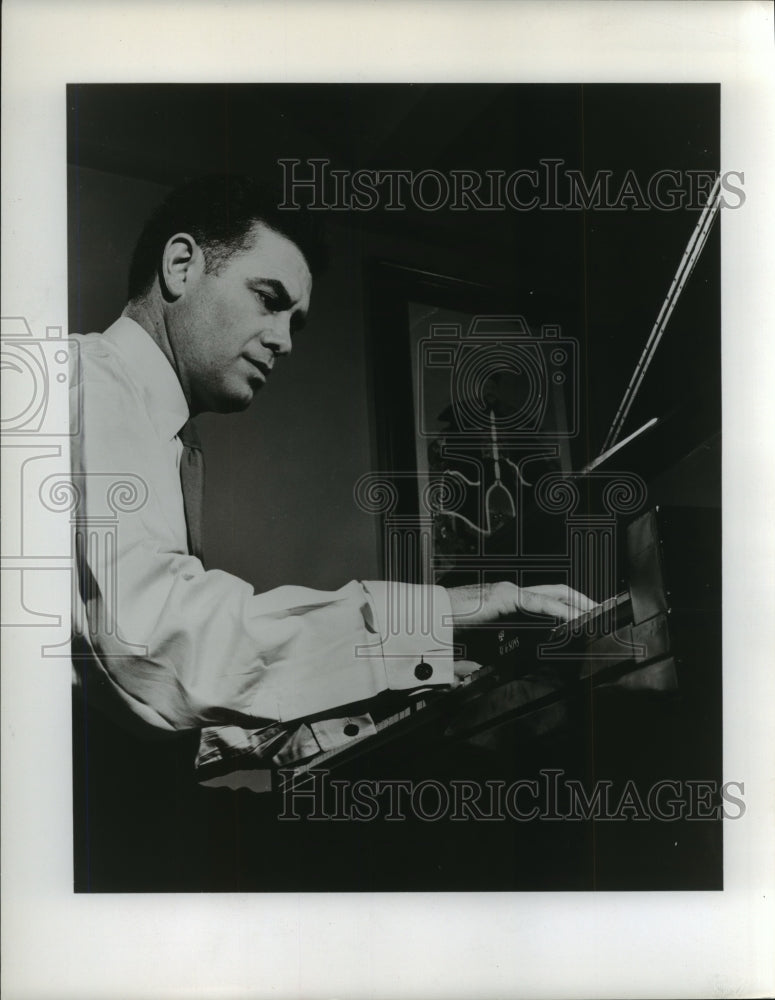 1955 Press Photo Frank Glazer, Pianist - mjb29200