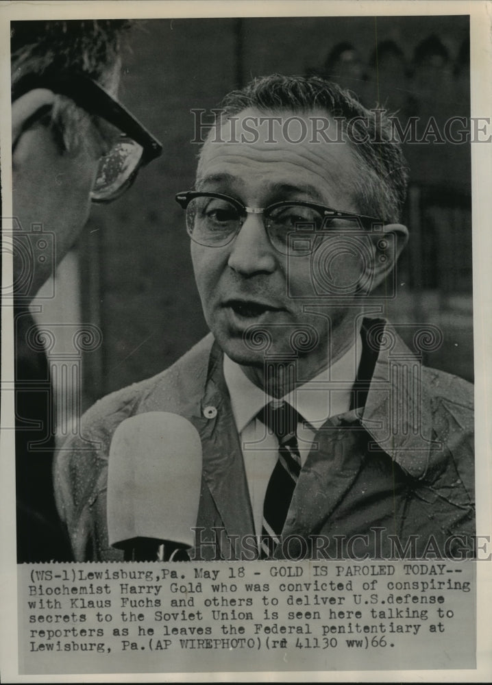 1966 Press Photo Biochemist Harry Gold, convicted of conspiring - mjb29319- Historic Images