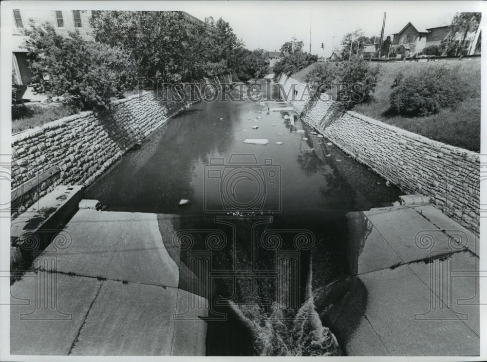 1977 Press Photo Menomonee River Valley, Wisconsin- Historic Images