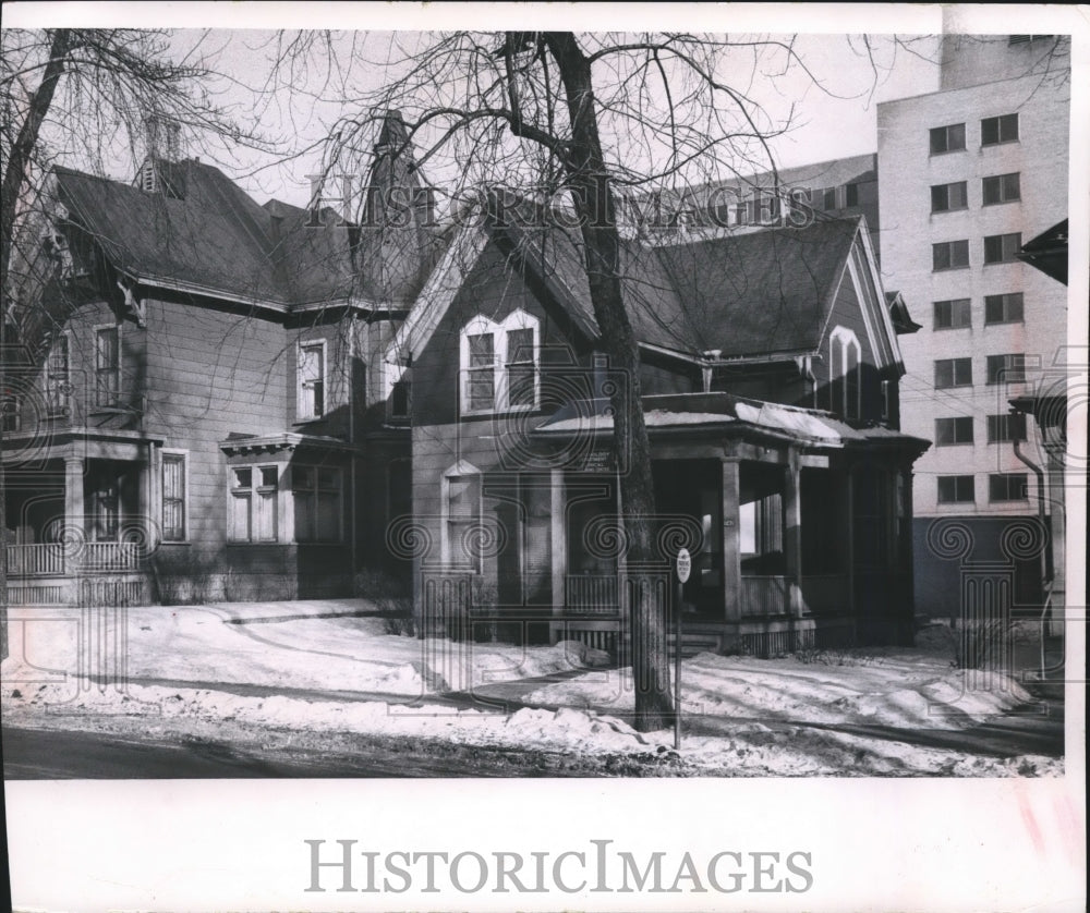 1963 Press Photo Buildings in the Marquette University area to be torn down.- Historic Images