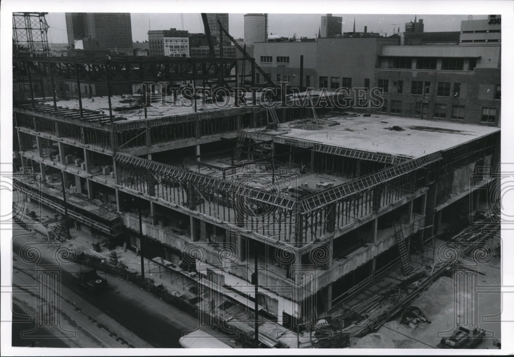 1961 Press Photo Construction on Milwaukee Journal buildings, Wisconsin.- Historic Images