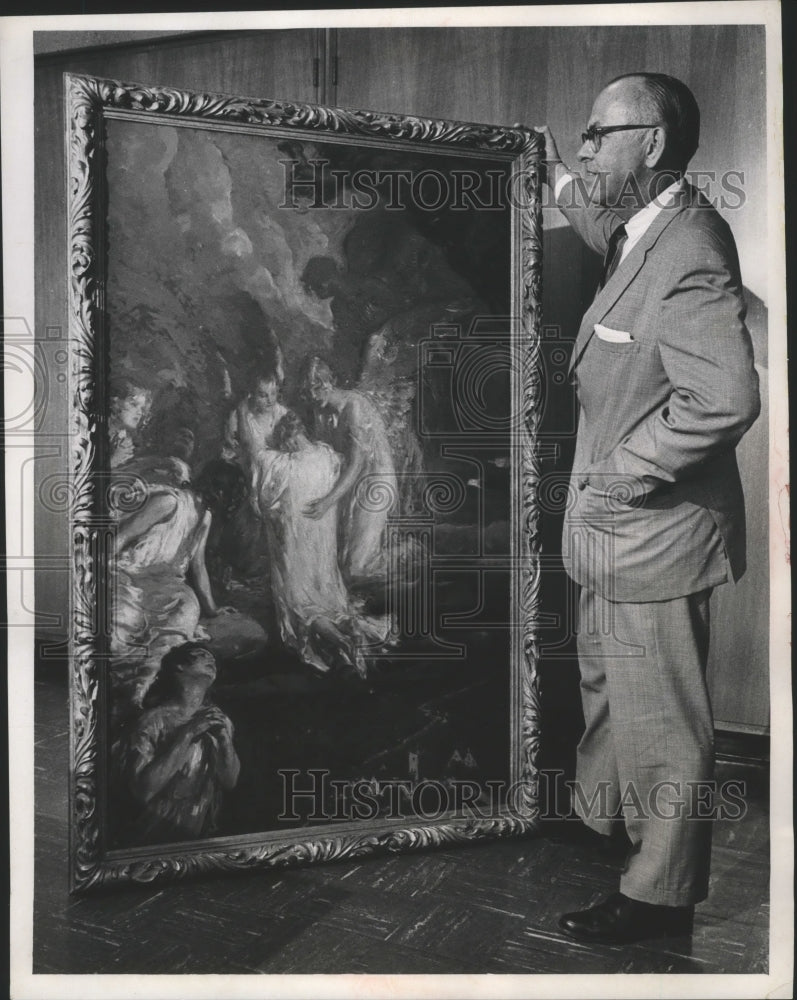 1968 Press Photo Carl von Marr, &quot;Return to God&quot;, Viewed by Richard Hoover
