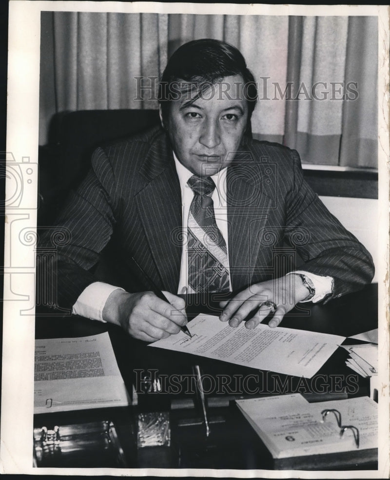 Load image into Gallery viewer, 1973 Press Photo Ernest J. Medina, Vietnam veteran - mjb32649
