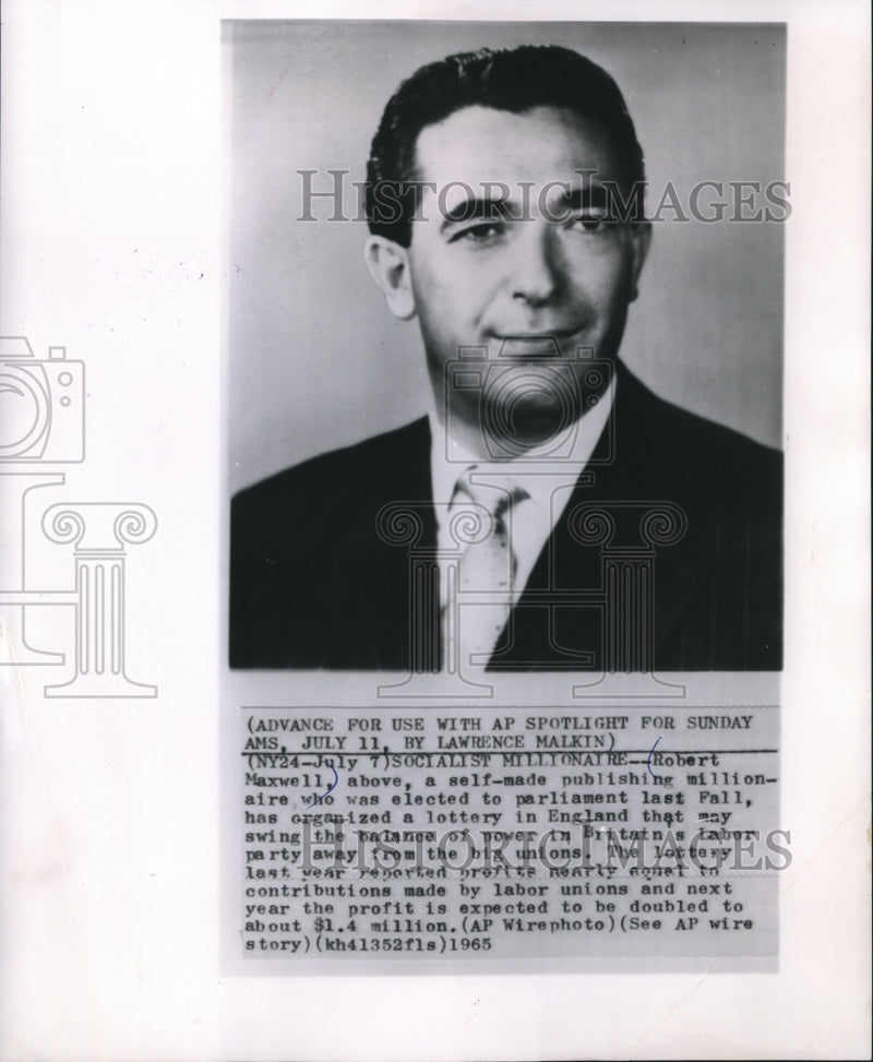 Load image into Gallery viewer, 1965 Press Photo Robert Maxwell, publisher, organized an English lottery.
