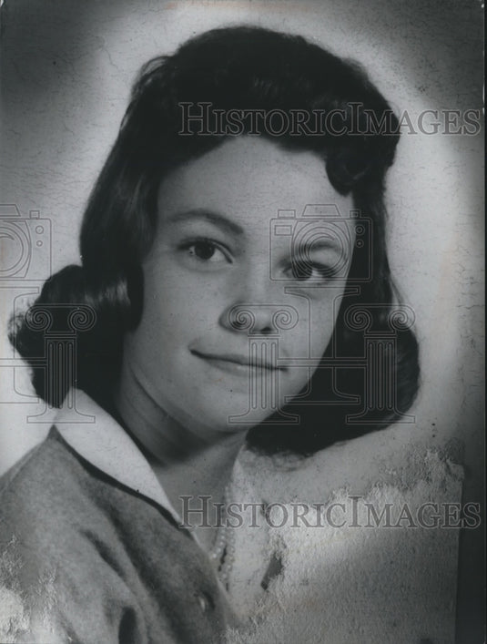 1972 Press Photo Terry Anne Meewosen, 12, seventh grade student- Historic Images