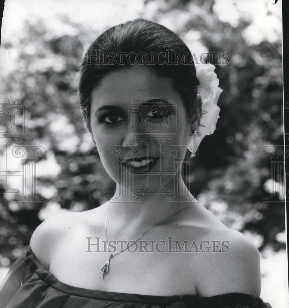 1984 Press Photo Soprano Singer, Kathryn Magestro in Hagen, West Germany- Historic Images