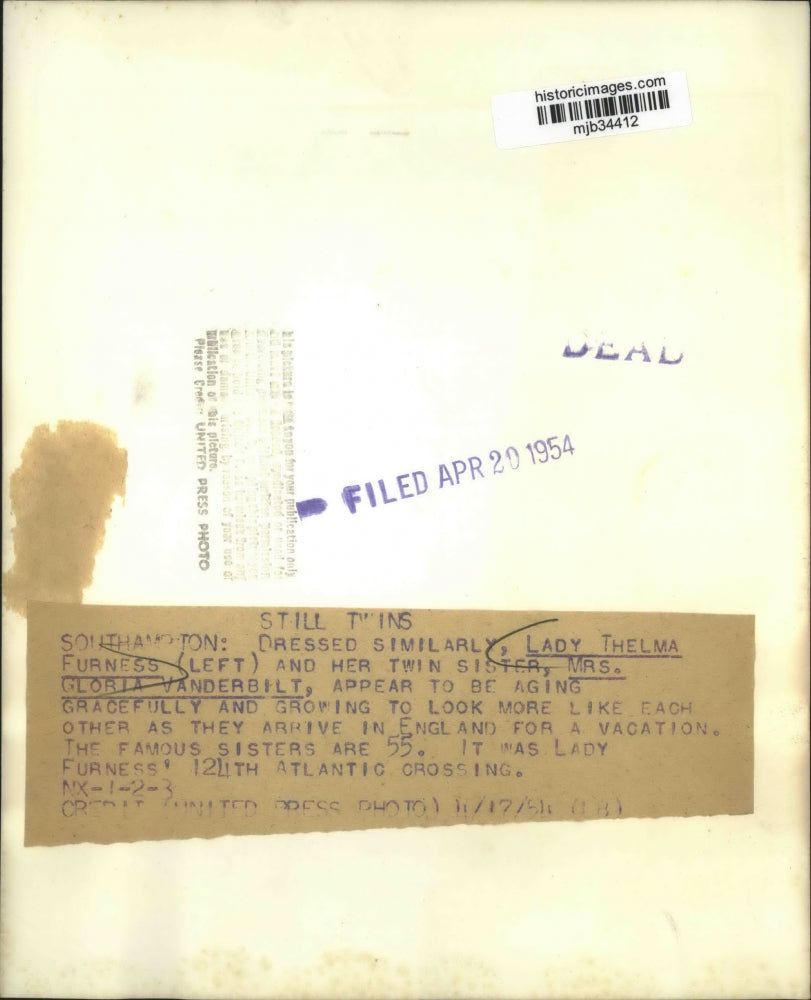 1954 Press Photo Thelma Furness & Gloria Vanderbilt, Southampton, England