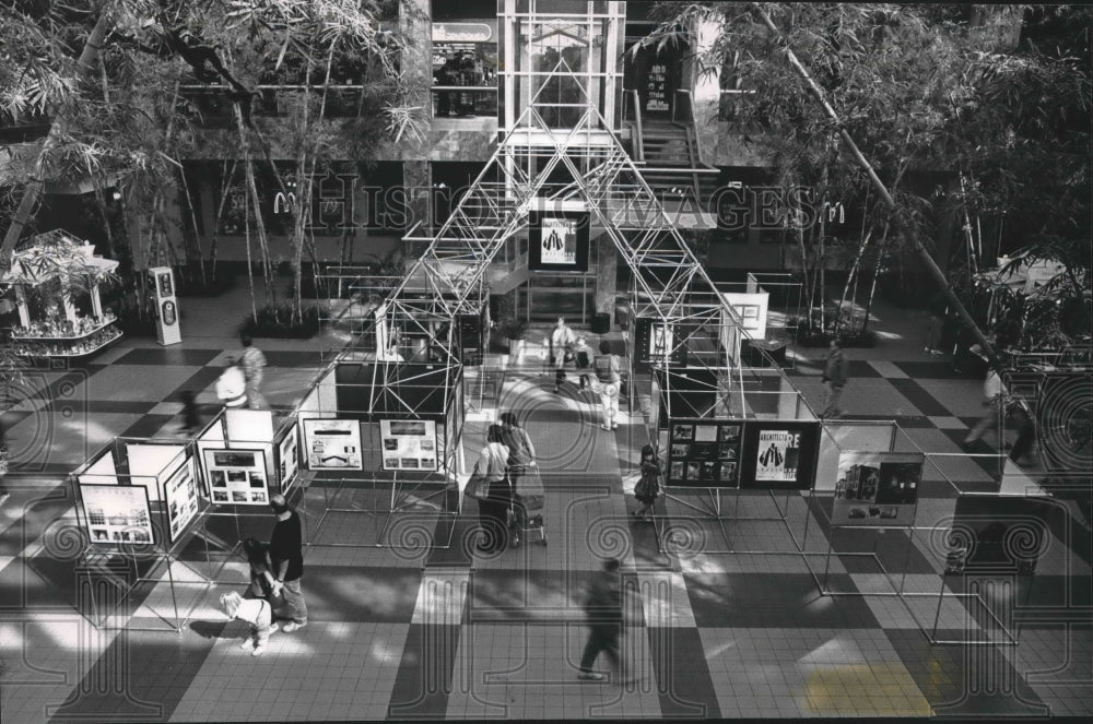 1992 Press Photo Architecture exhibit at Mayfair Mall Shopping Center, Wauwatosa- Historic Images