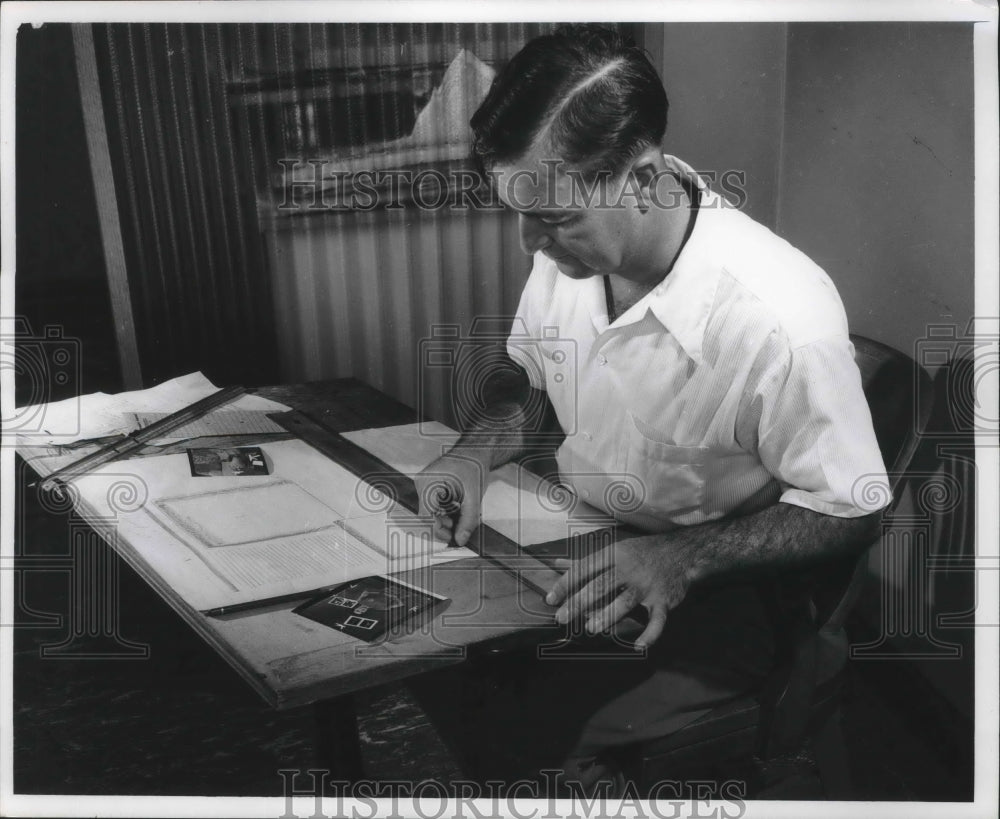 1966 Press Photo Man at Desk in the Milwaukee Journal Art Department - Historic Images