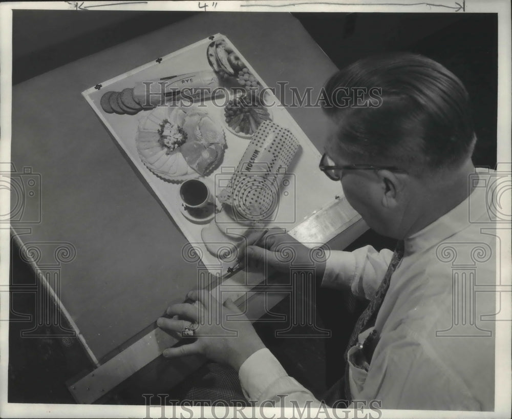 1953 Press Photo Milwaukee Journal Sentinel artist working in arts department- Historic Images